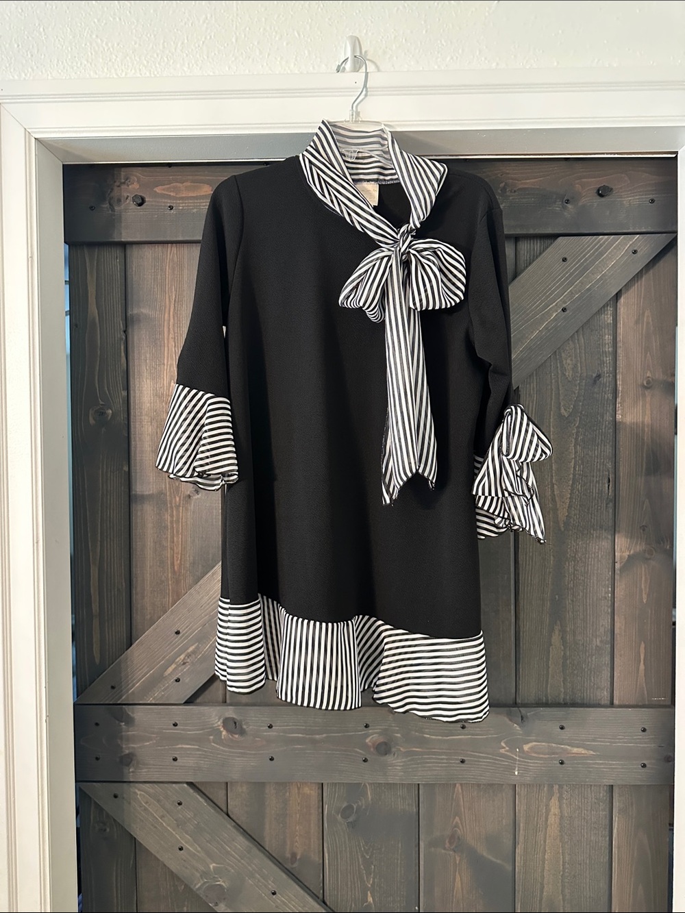 Black Striped Bow-Accent Women's Top